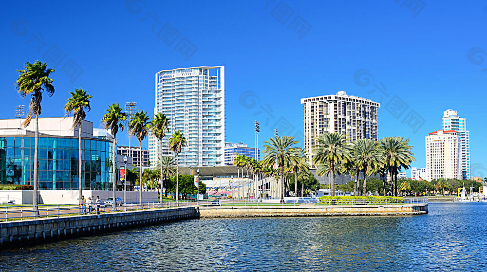 楼房河流背景