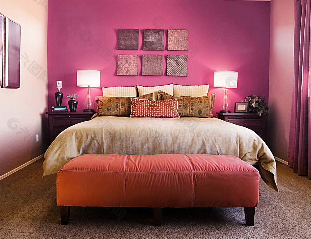 紫色调卧室装修