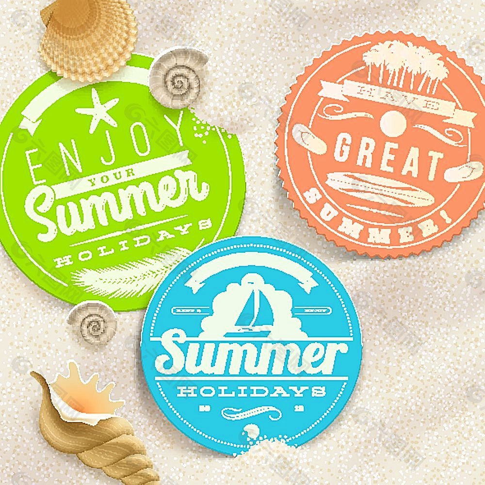 沙滩海螺与夏日旅游标签