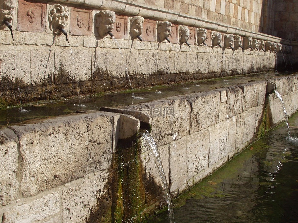 拉奎拉,喷泉,水