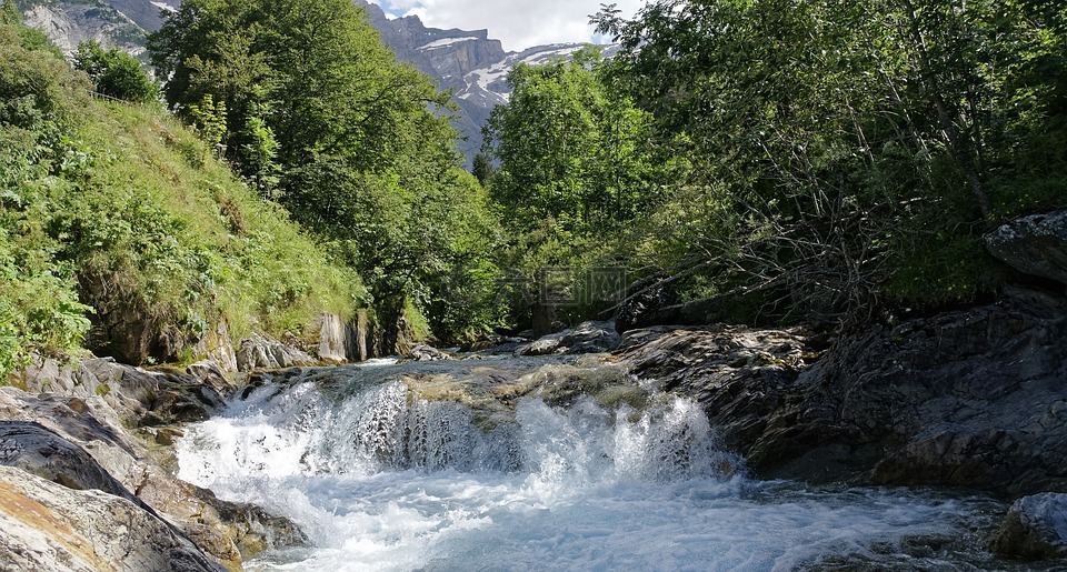 瀑布,山间溪流,拉皮兹