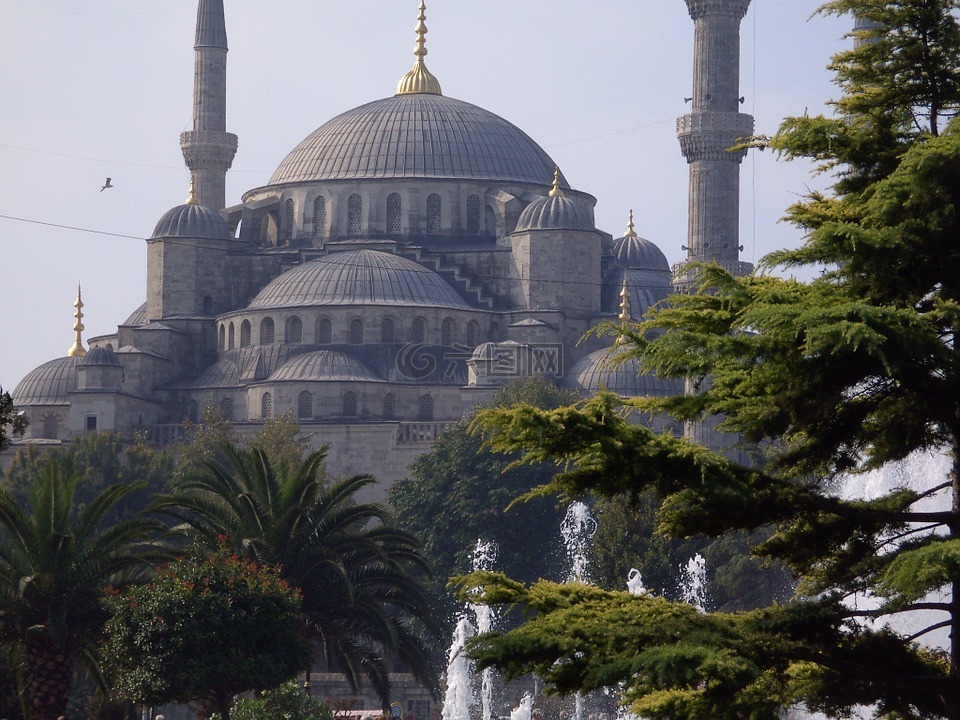 伊斯坦堡,圣索菲亚大教堂,大城市