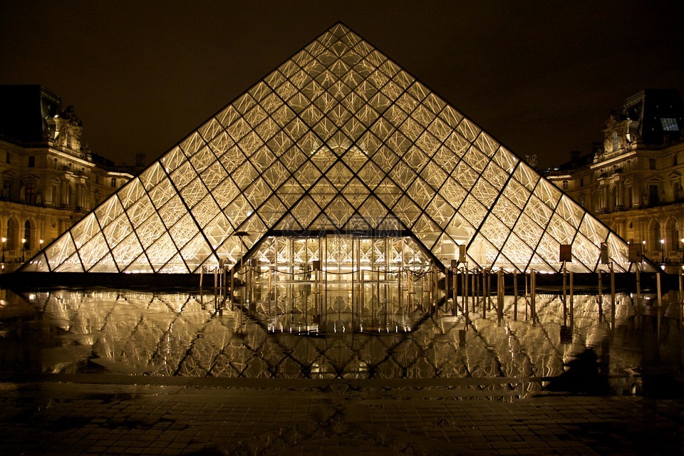 卢浮宫金字塔设计分析图片