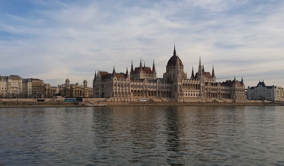 布达佩斯,议会,布达佩斯议会