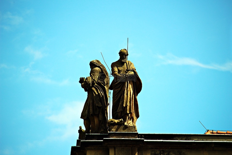 雕像,布施帕希姆,城堡