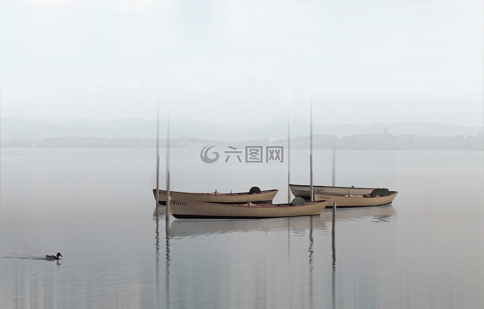 船,湖,阴霾