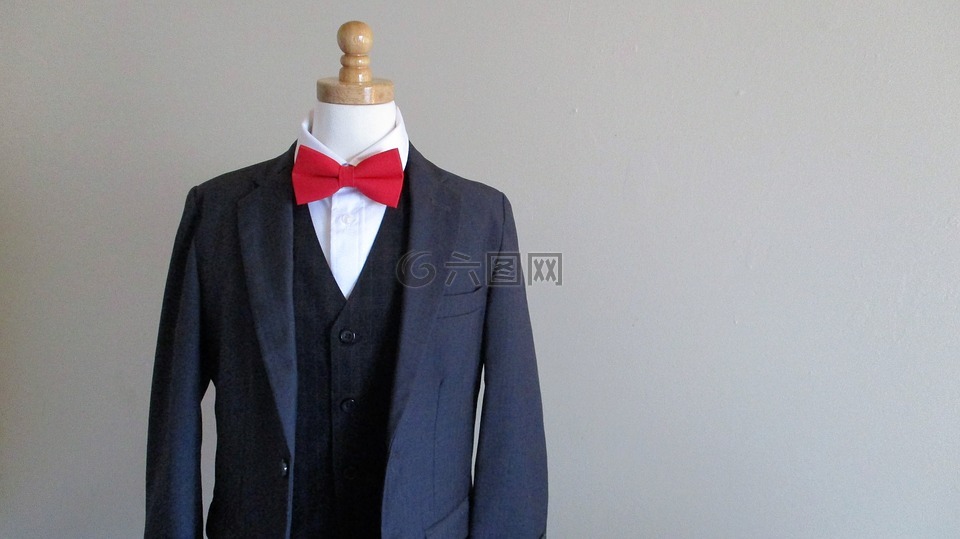 红色的蝴蝶结,蓝色套装,领结