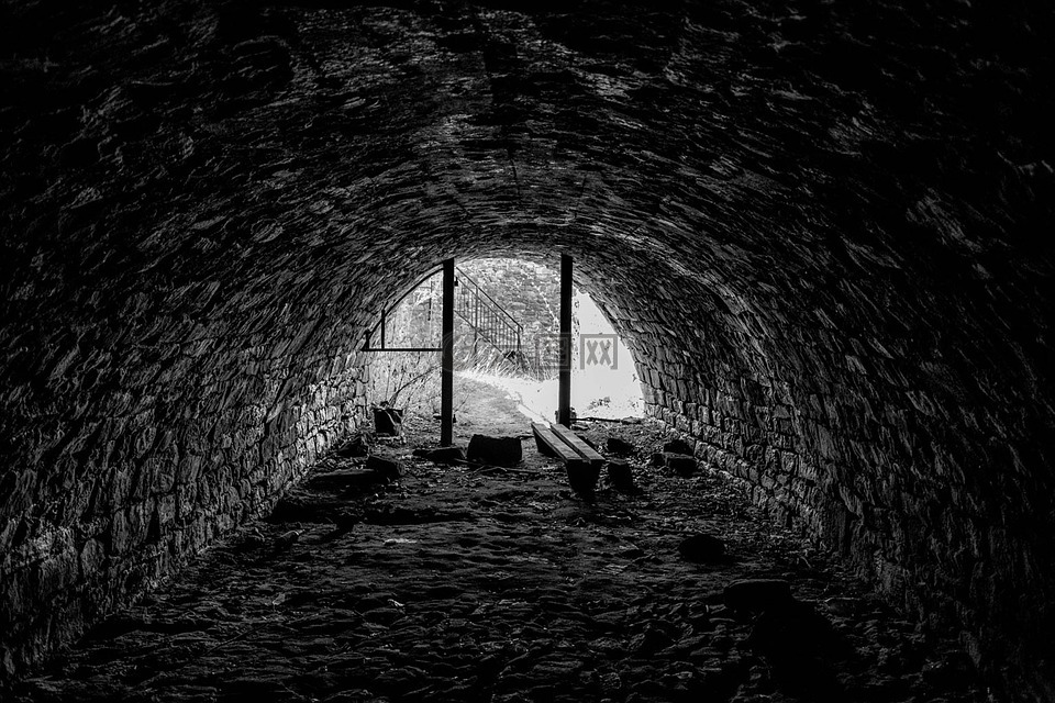 隧道,黑暗中,污水