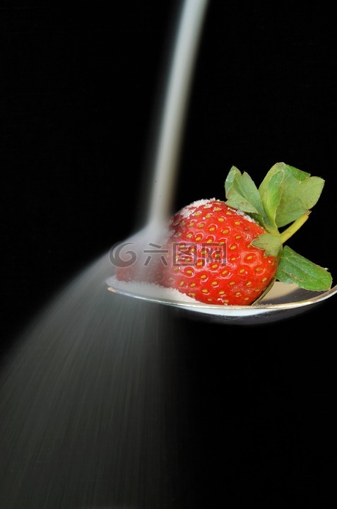 草莓,糖,勺子