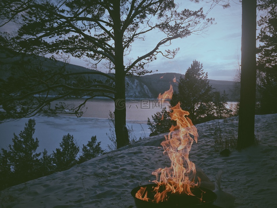 火,湖,树