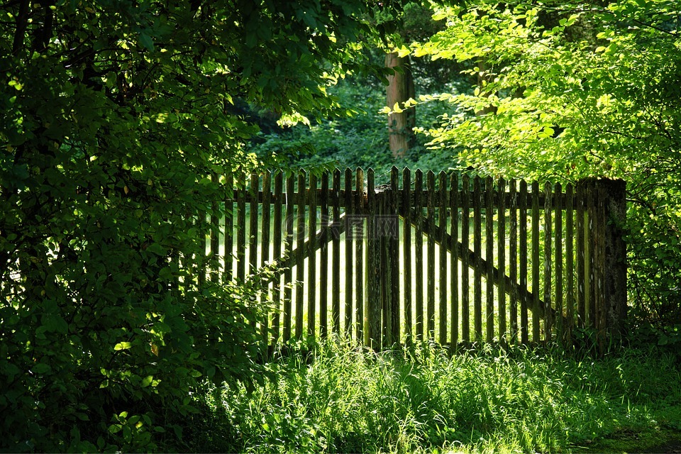木栅栏,篱笆,性质