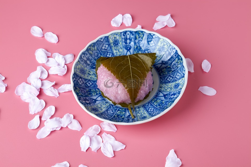 sakuramochi,日本式的甜点,粉色