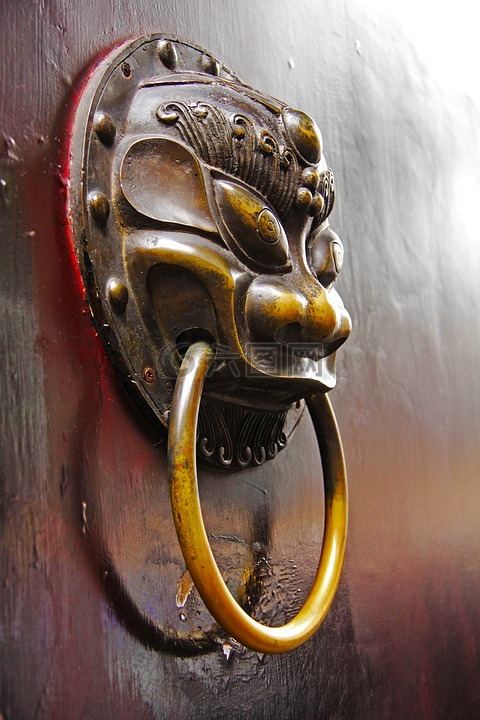 钢木门,古代的门锁,对待