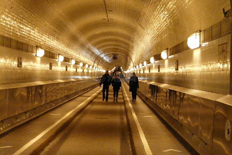 隧道,易北河隧道,年龄