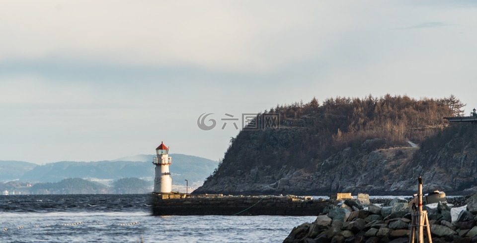 灯塔,挪威海岸,悬崖