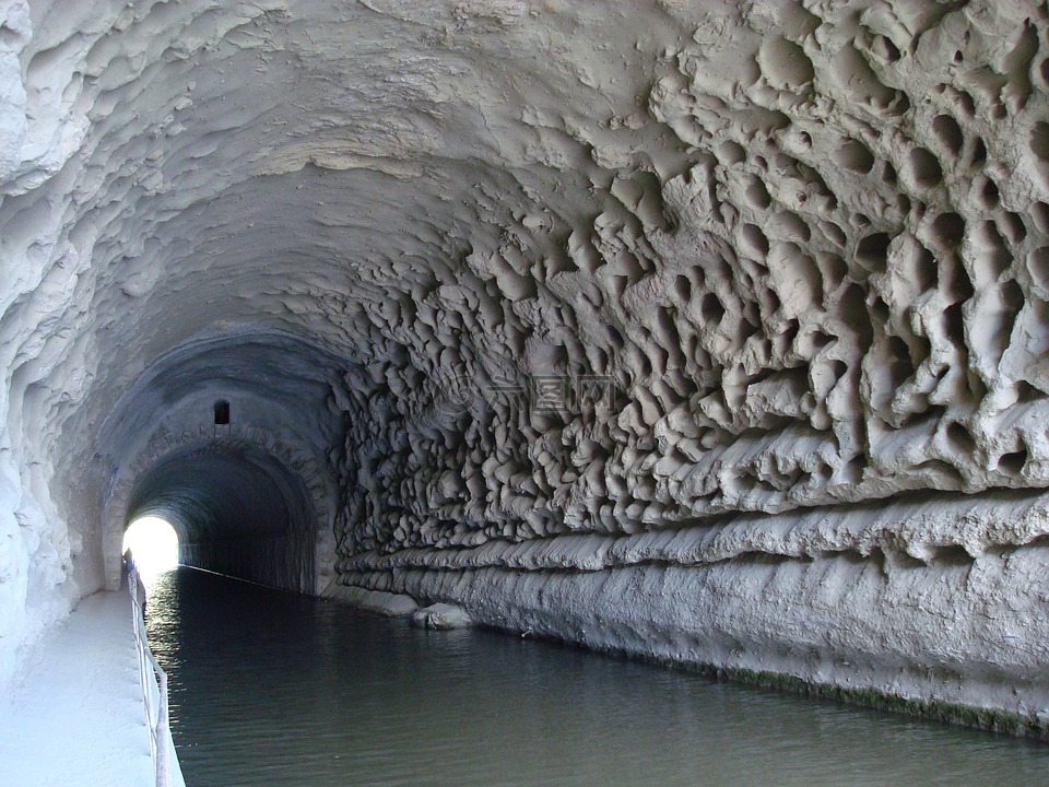 河,洞穴,隧道