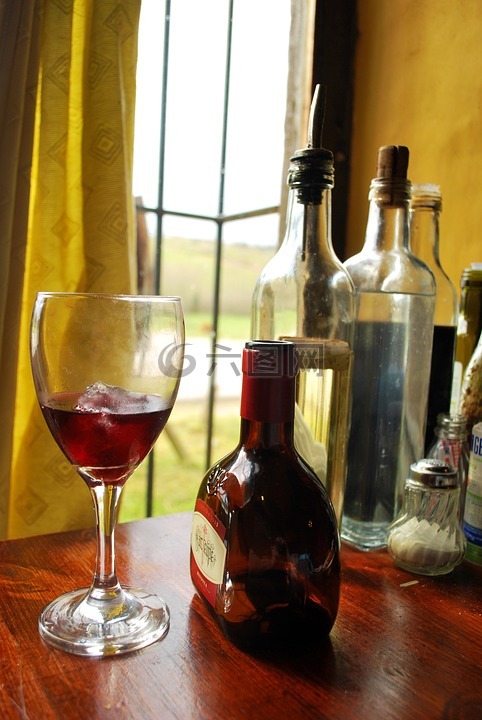 葡萄酒,饮料,玻璃容器