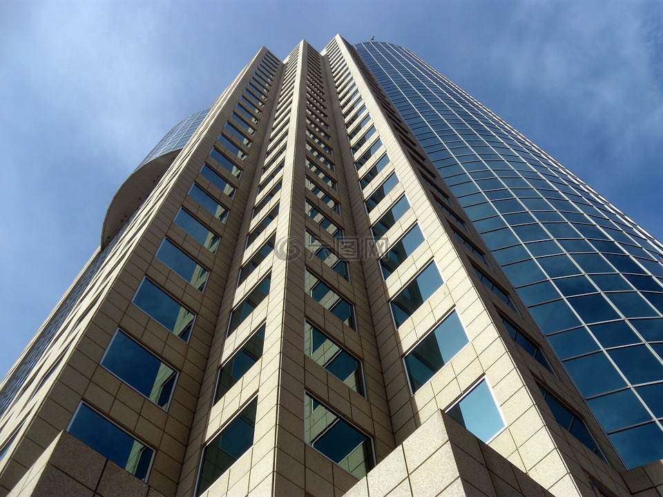 温尼伯,加拿大,建设