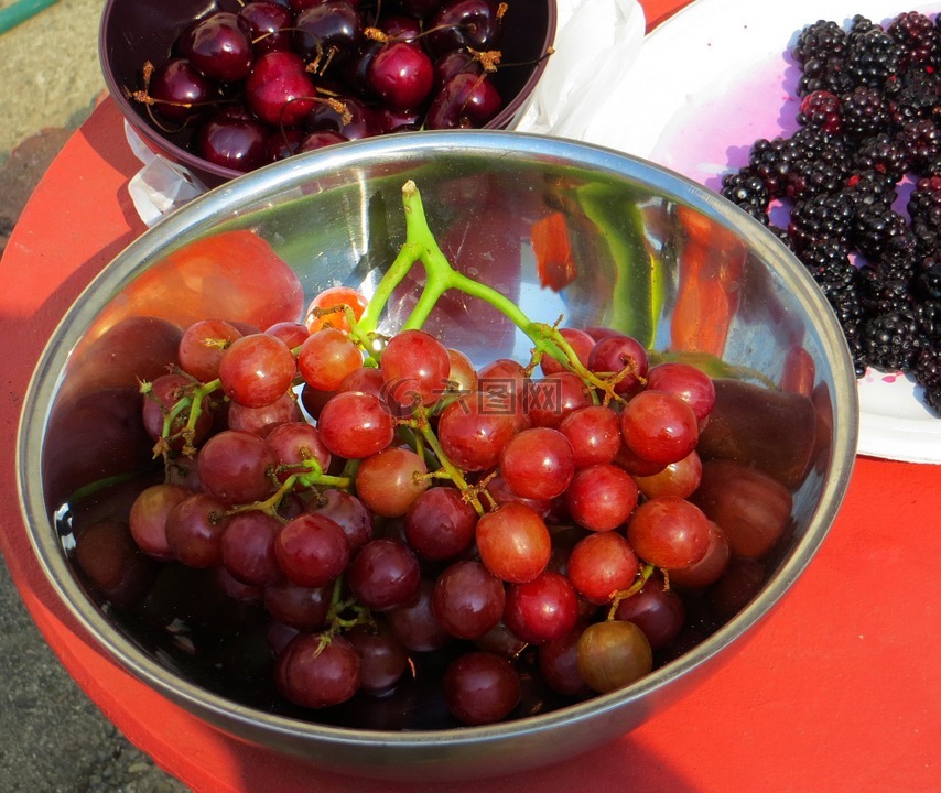 葡萄,樱桃,黑莓