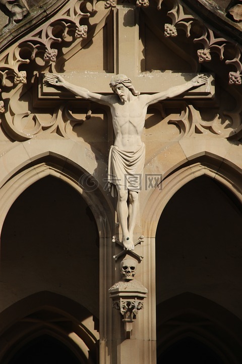 耶稣在十字架上,教会,架构