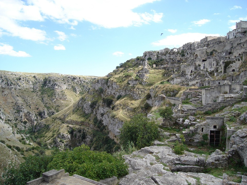 马泰拉的洞穴,窑洞,意大利南部