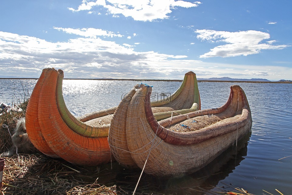 秘鲁,湖-的的喀喀,独木舟