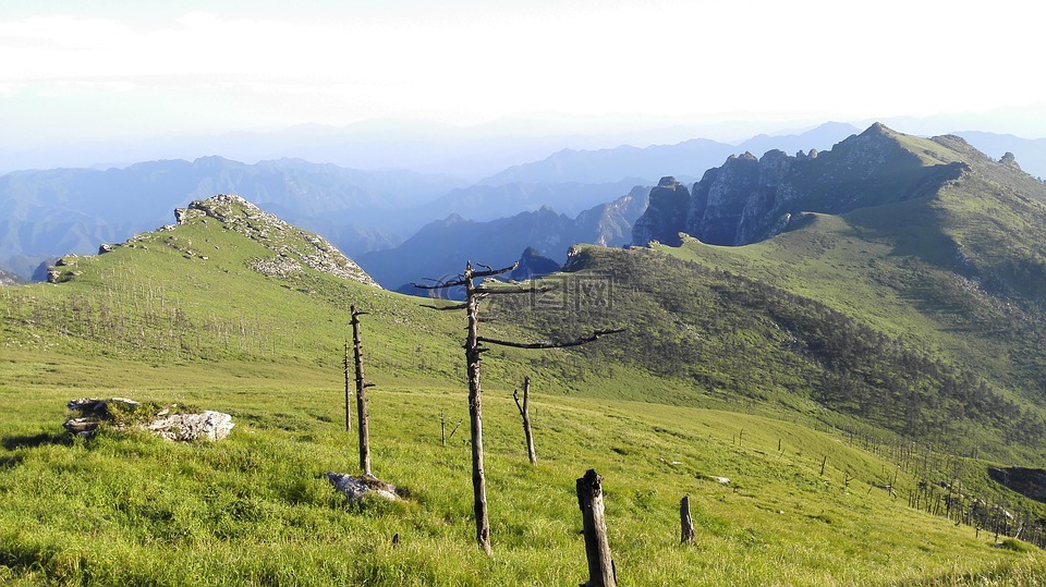 鹿角梁,高山,蓝天