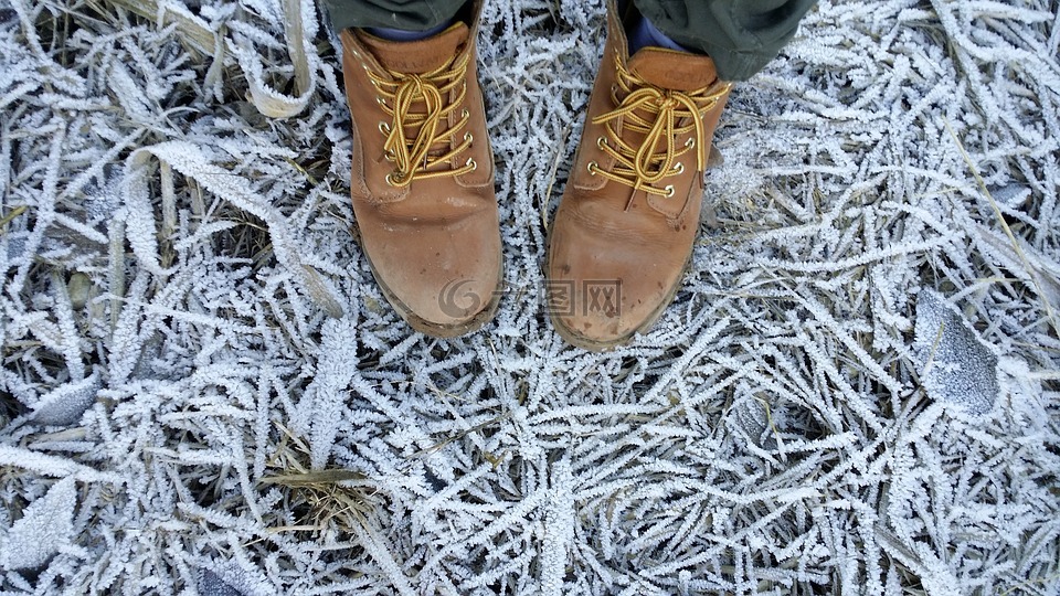 靴子,冷冰冰,地面
