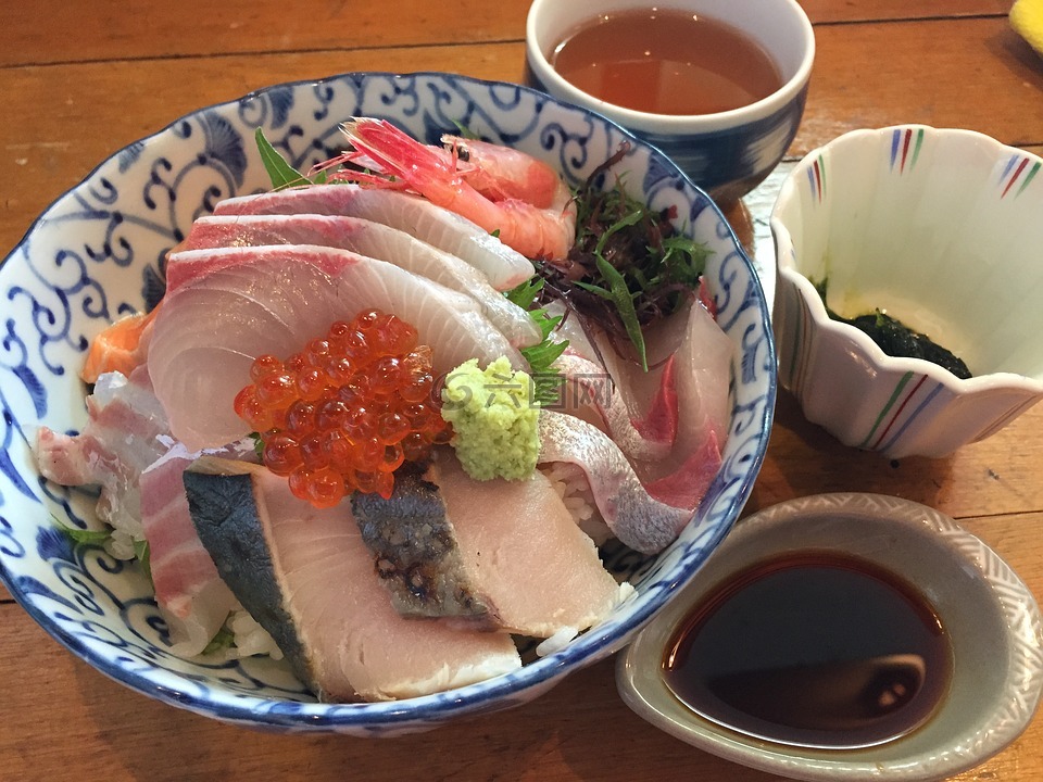 海鲜,碗饭淋上生鱼片,日本食品