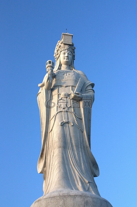 青岛妈祖海上女神像图片