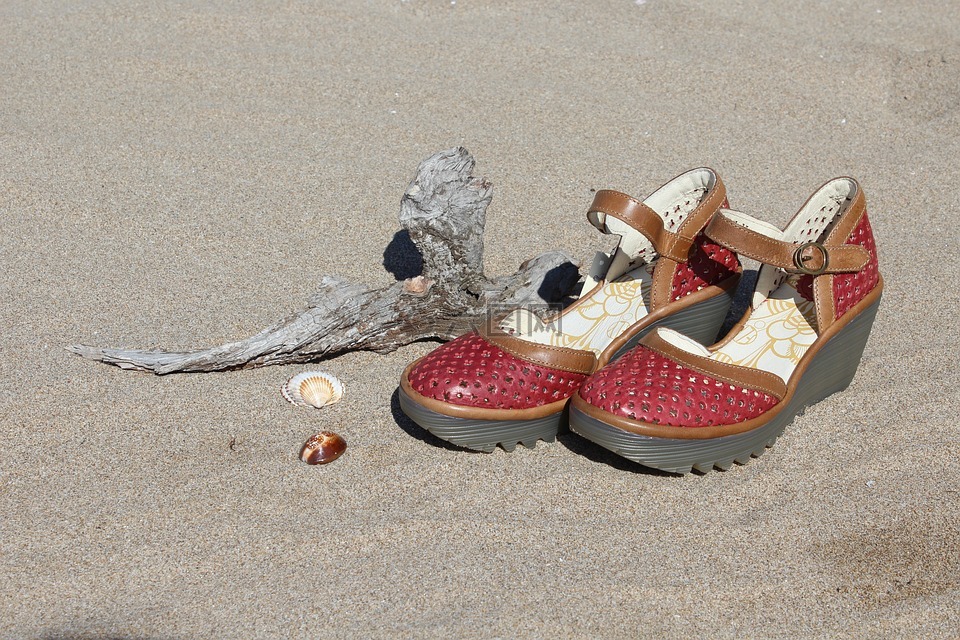 红舞鞋,女士鞋,沙滩鞋