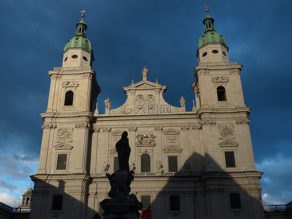 萨尔茨堡大教堂,正面,夕阳
