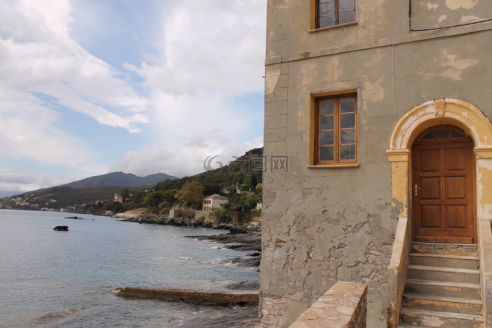 科西嘉erbalunga,地中海海岸,最美丽村庄的科西嘉