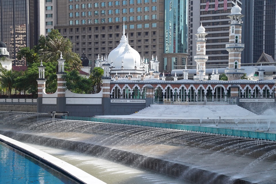 清真寺的清真寺,水显示,生命之河项目