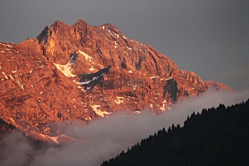 高山,夕照,山