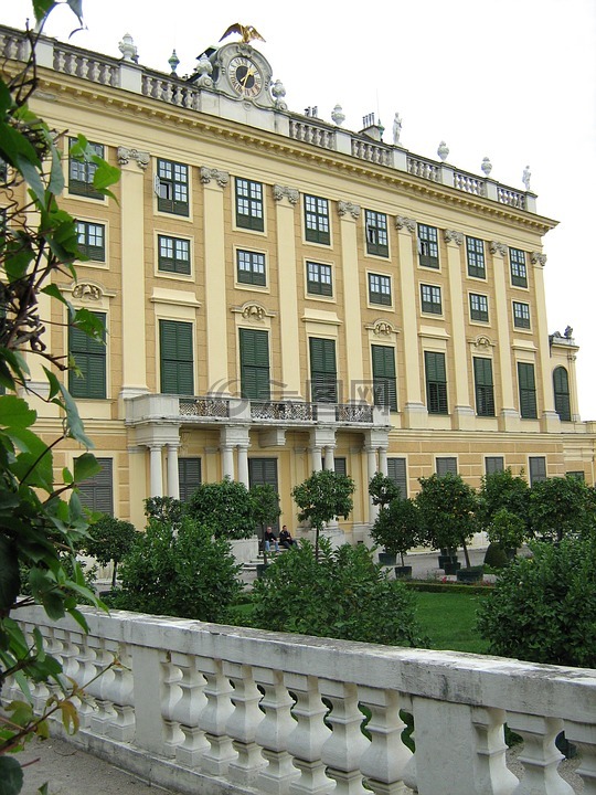 美泉宫,维也纳,有限责任公司