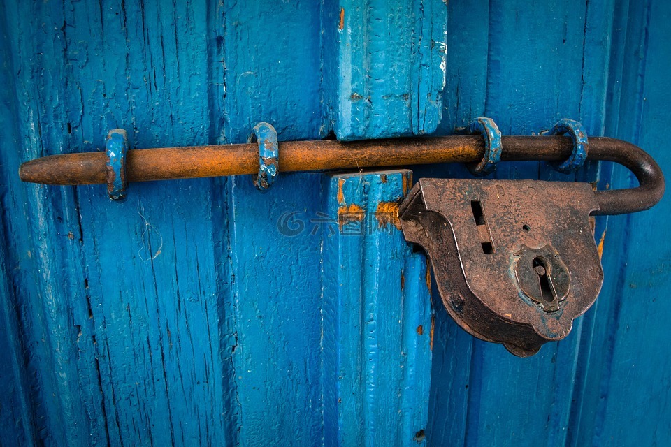 门,蓝色,生疏