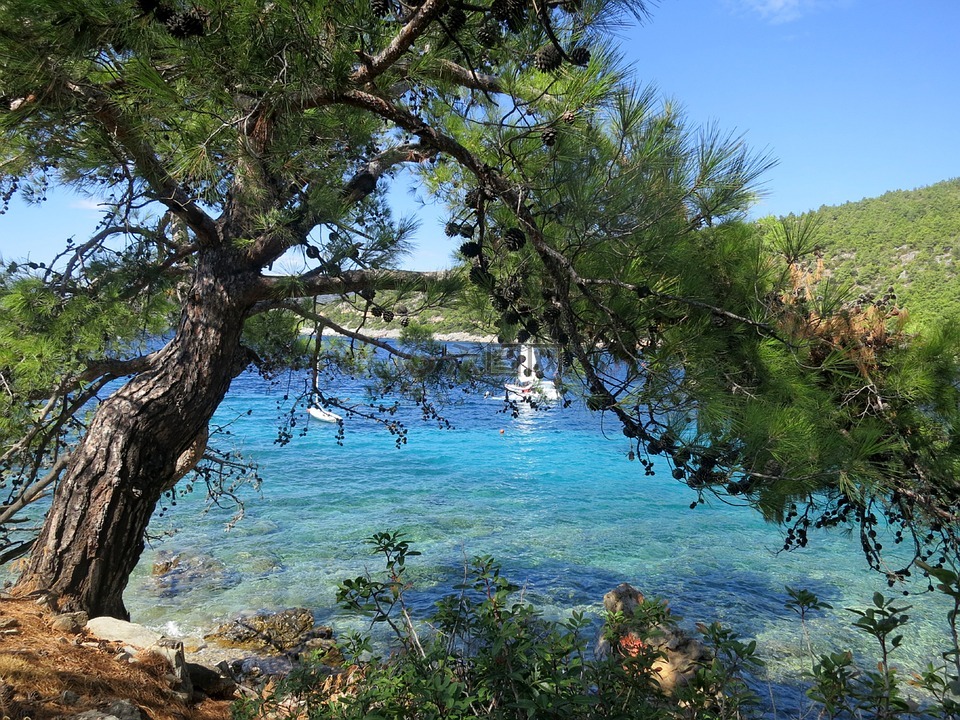 博德鲁姆村,土耳其,湛蓝的水