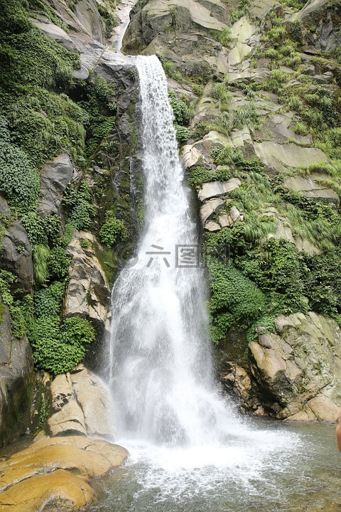 瀑布,高山,流水