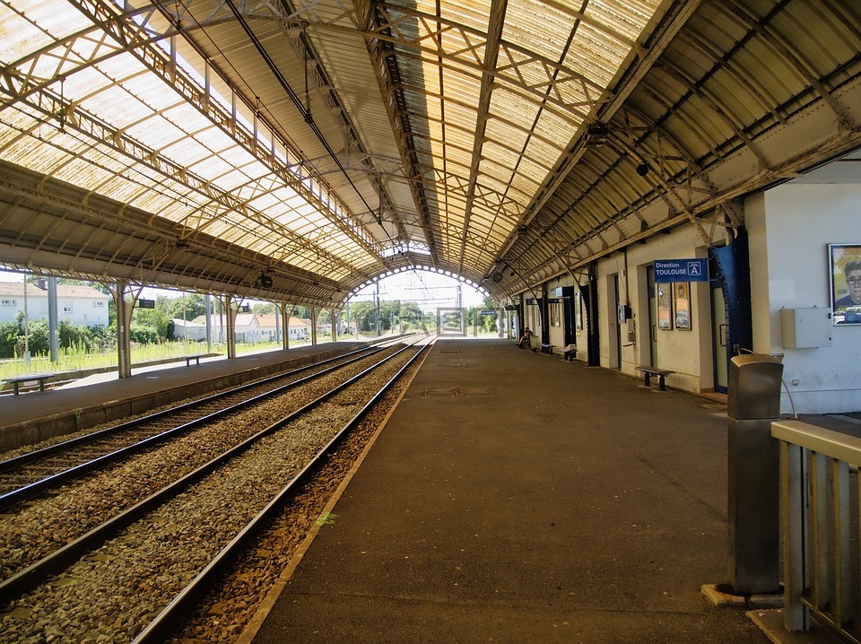 站,码头,法国国营铁路公司