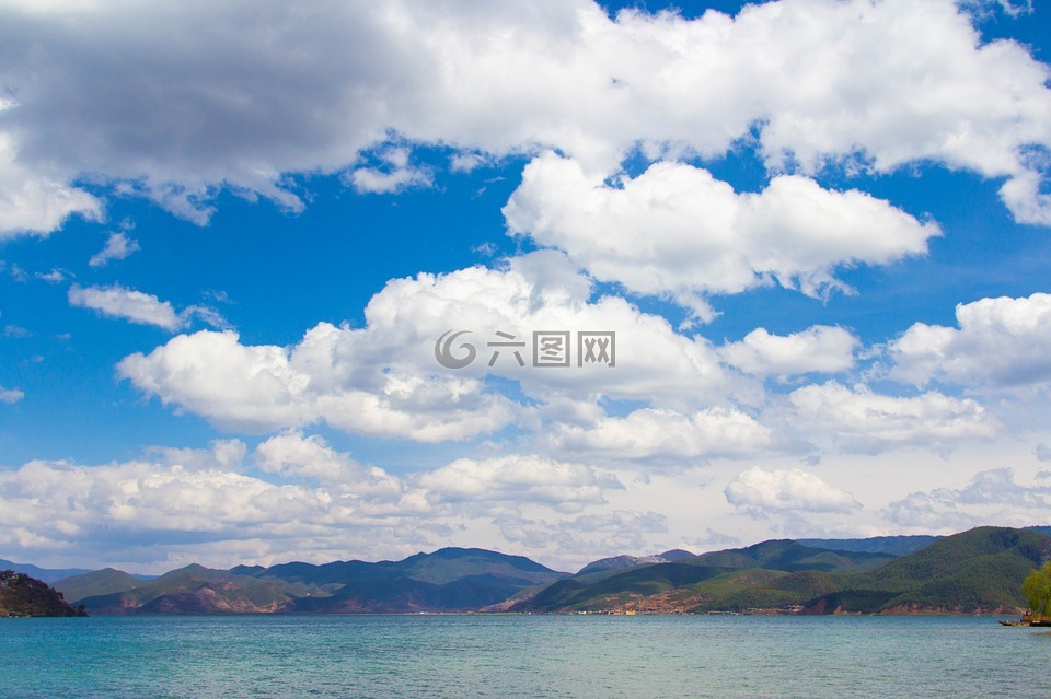 泸沽湖,丽江,蓝天
