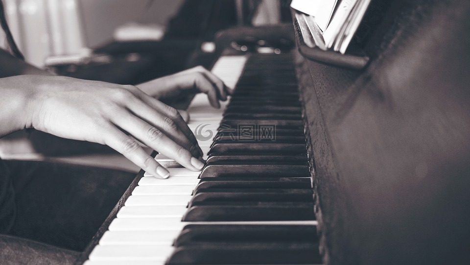 钢琴,键盘,黑色和白色