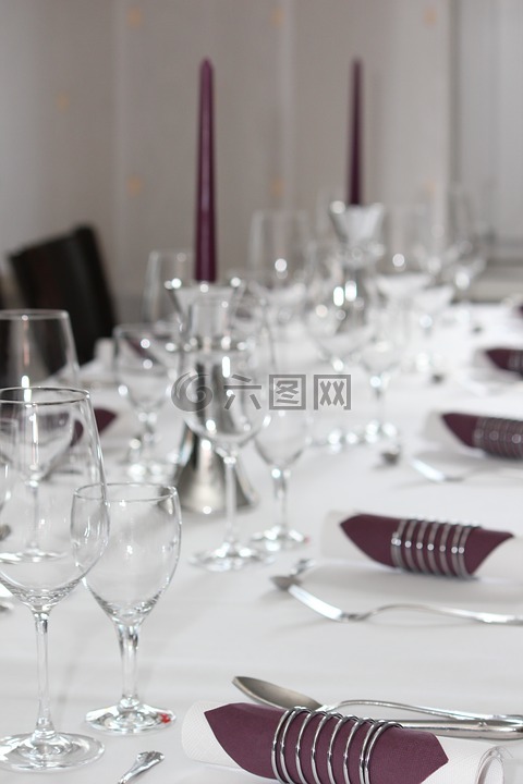 gedeckter 表,表,覆盖