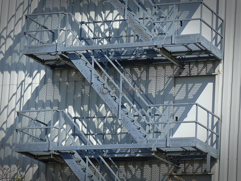 楼梯,逃生路线,金属