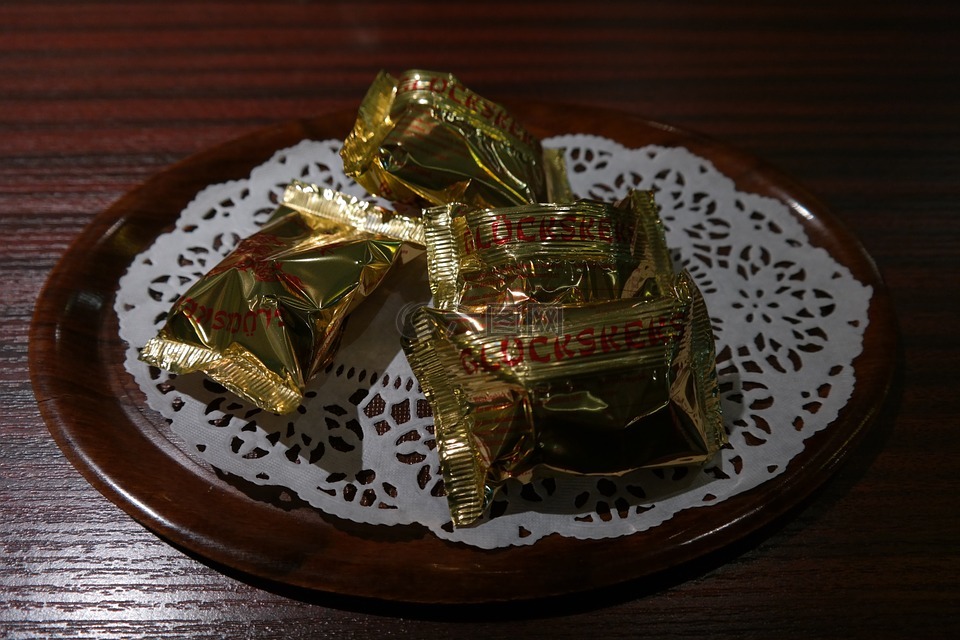 幸运饼干,脆皮酥皮点心,甜糕点