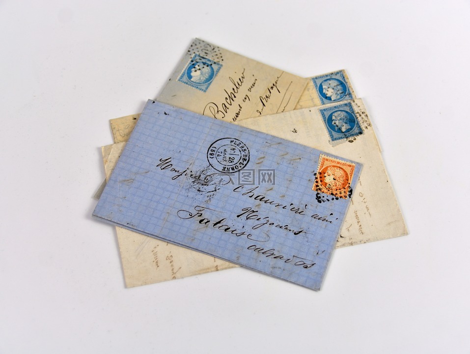 古老的字母,邮件,旧邮票