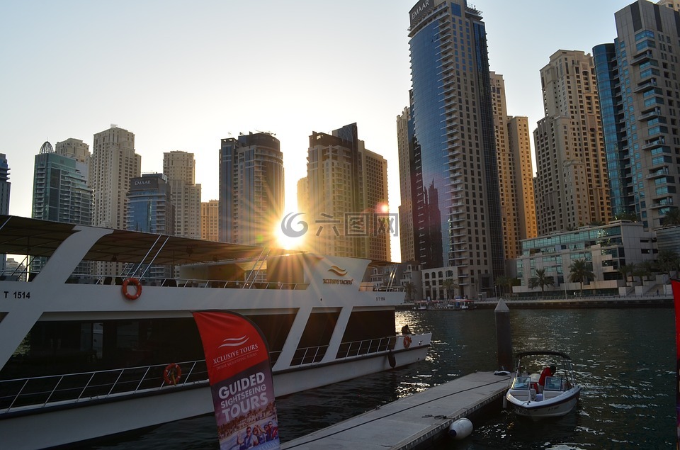 迪拜码头,日落,游艇