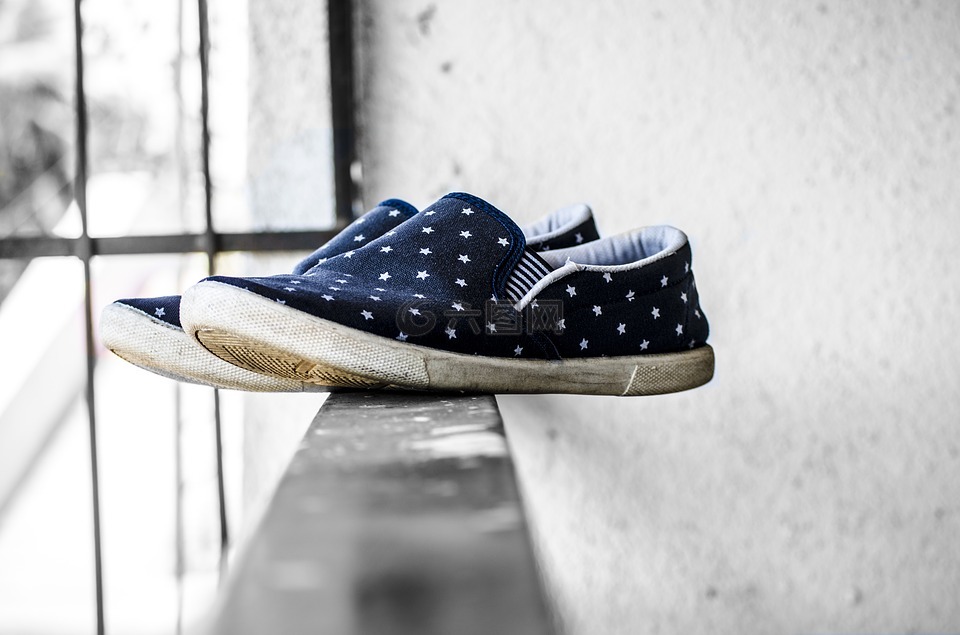 帆布鞋,鞋类,一双鞋