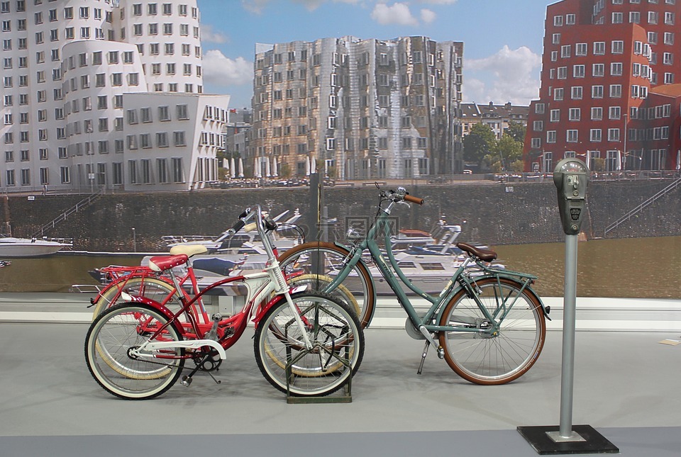 自行车停放处,自行车架,城市