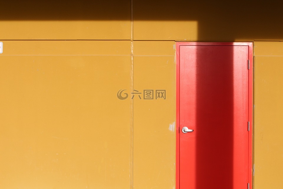 门,红色,黄色